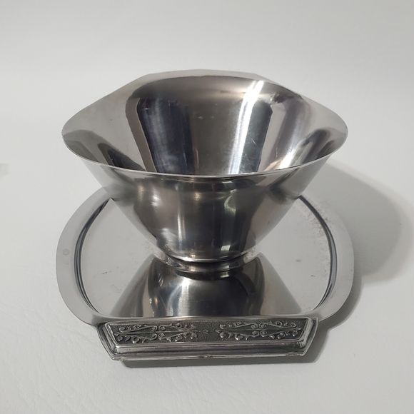Vintage Miranda Stainless Steel Gravy Boat with Attached Plate 1970s - Picture 3 of 8